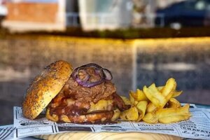 lamburguesa-nuevo-concepto-de-hamburguesa-basado-en-la-calidad